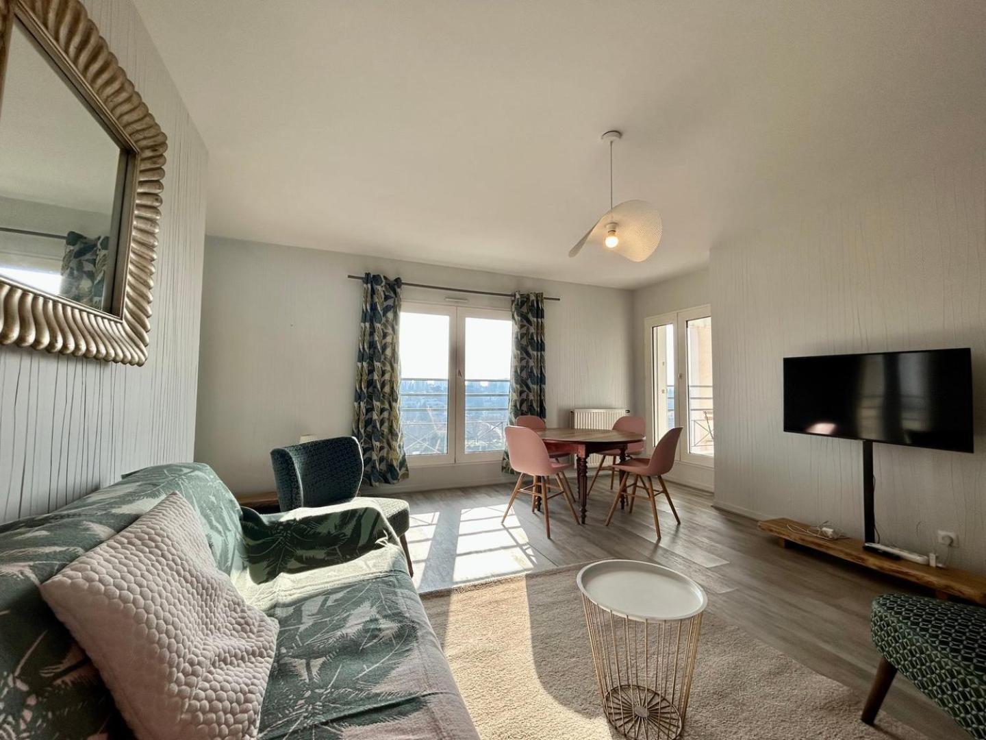 Appartamento The Belvedere: City Centre With Magnificent Views Poitiers Esterno foto